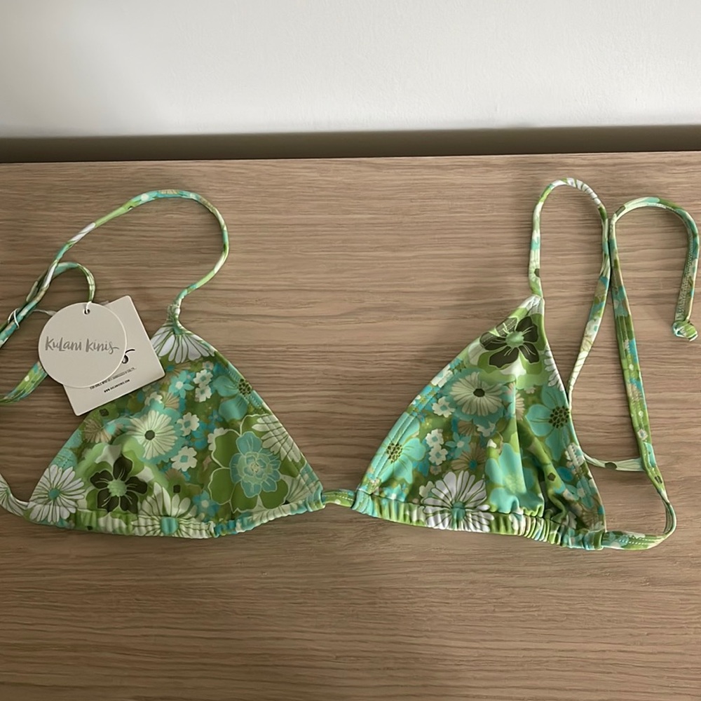 Kulani kini top in appletini, size L, NWT